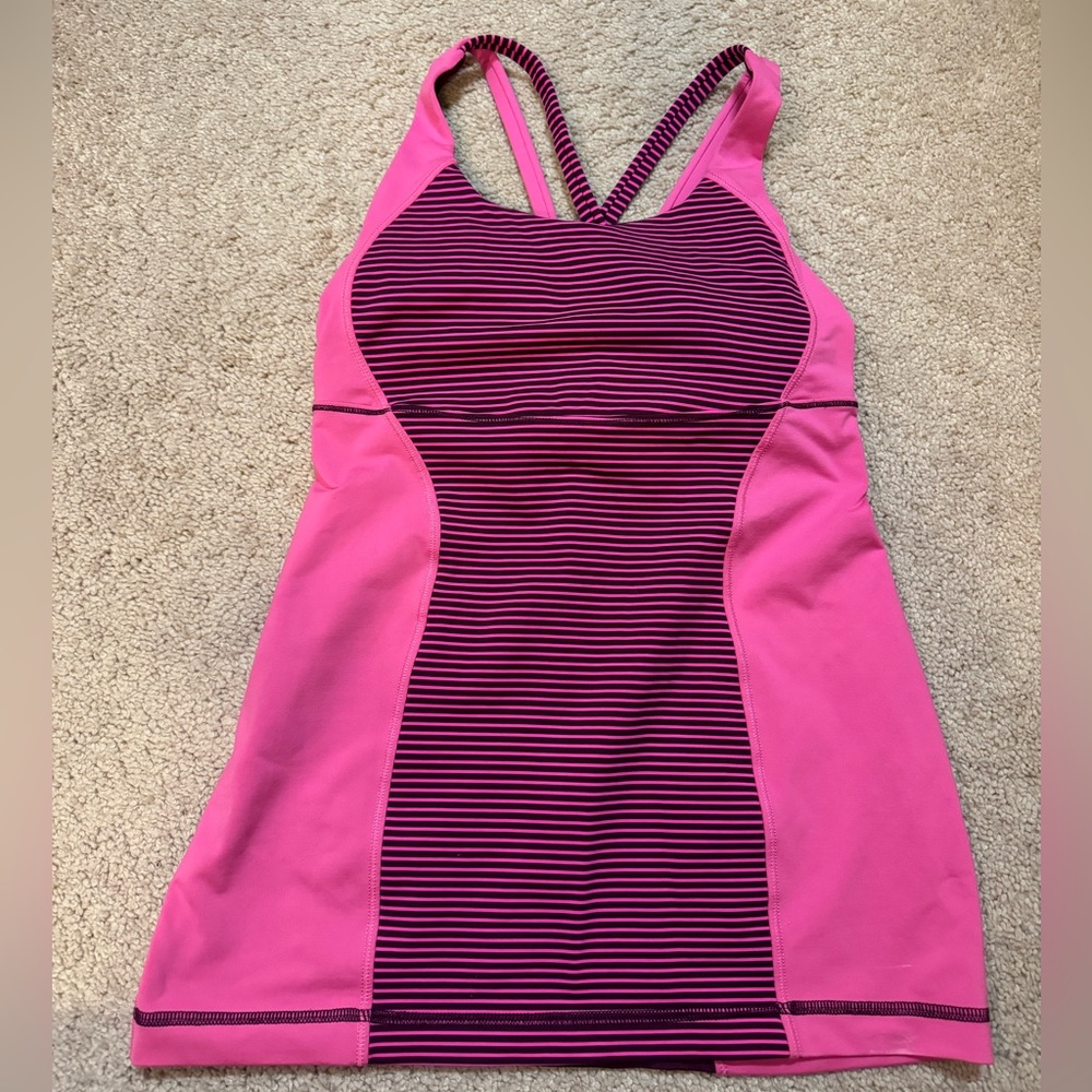 Lululemon tank